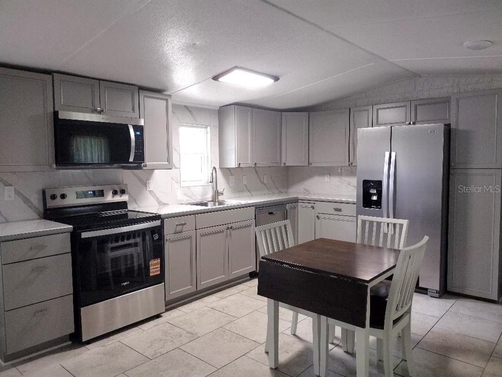 4055 MAHOGANY BOULEVARD, BUNNELL, FL — photo 4 of 28
