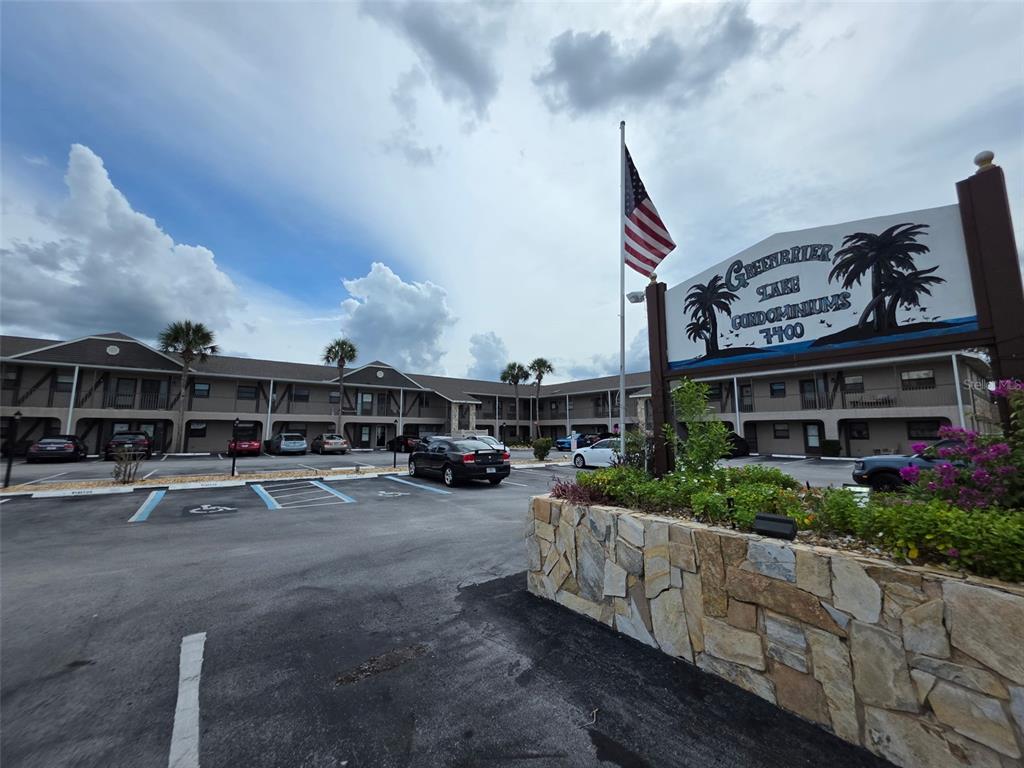 7400 SPRING HILL DRIVE UNIT 113, SPRING HILL, FL — photo 2 of 20