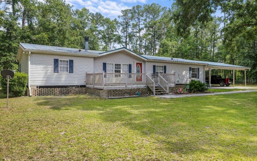245 NW GENELL LOOP