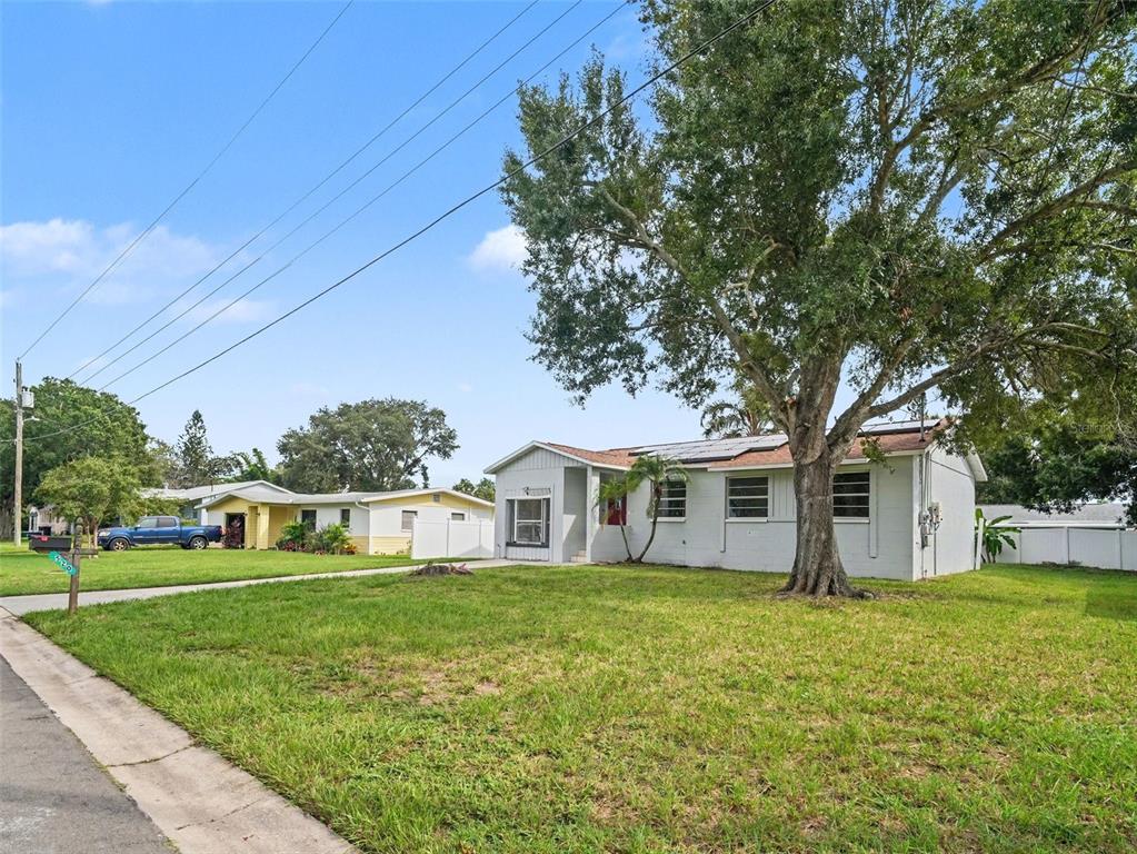 520 FAIRHOPE DRIVE, APOLLO BEACH, FL — photo 5 of 29