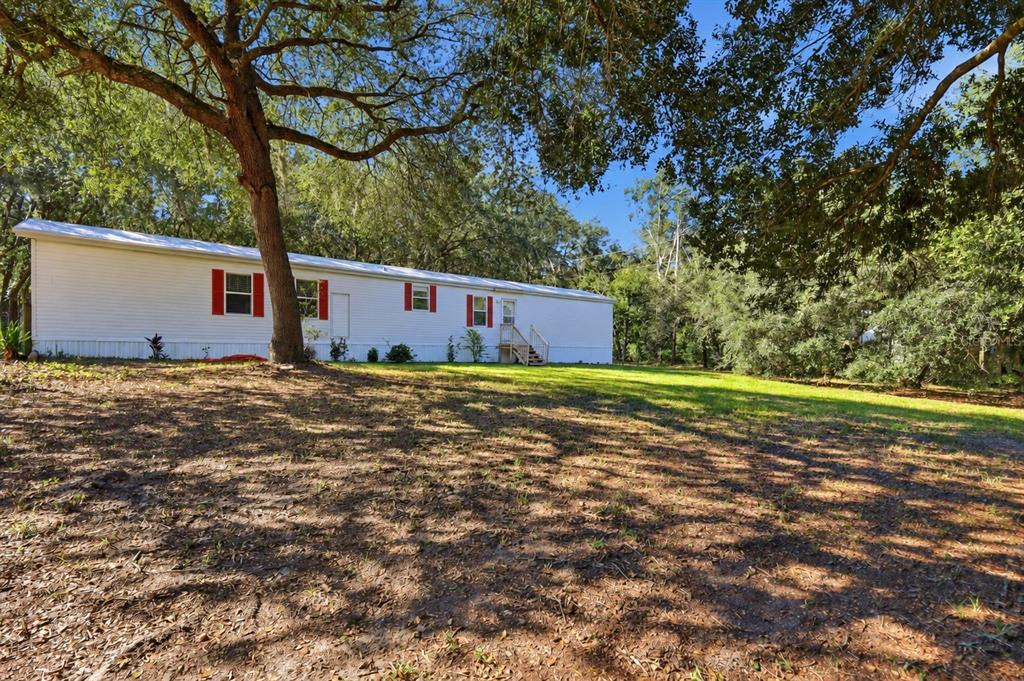 2138 LAKE ELLA ROAD, FRUITLAND PARK, FL — photo 3 of 64