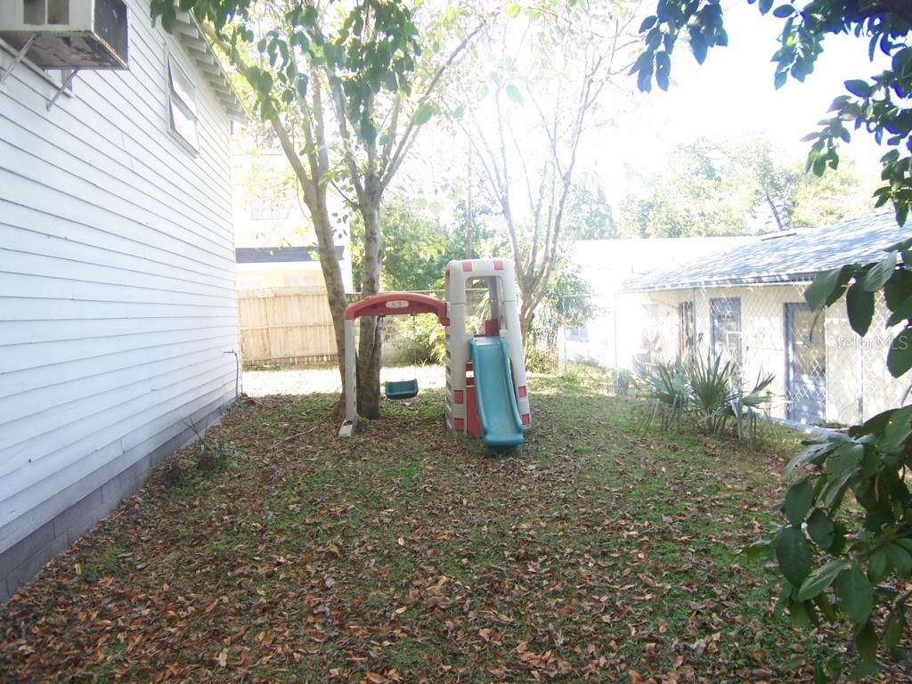 902 E LIME STREET, LAKELAND, FL — photo 4 of 27