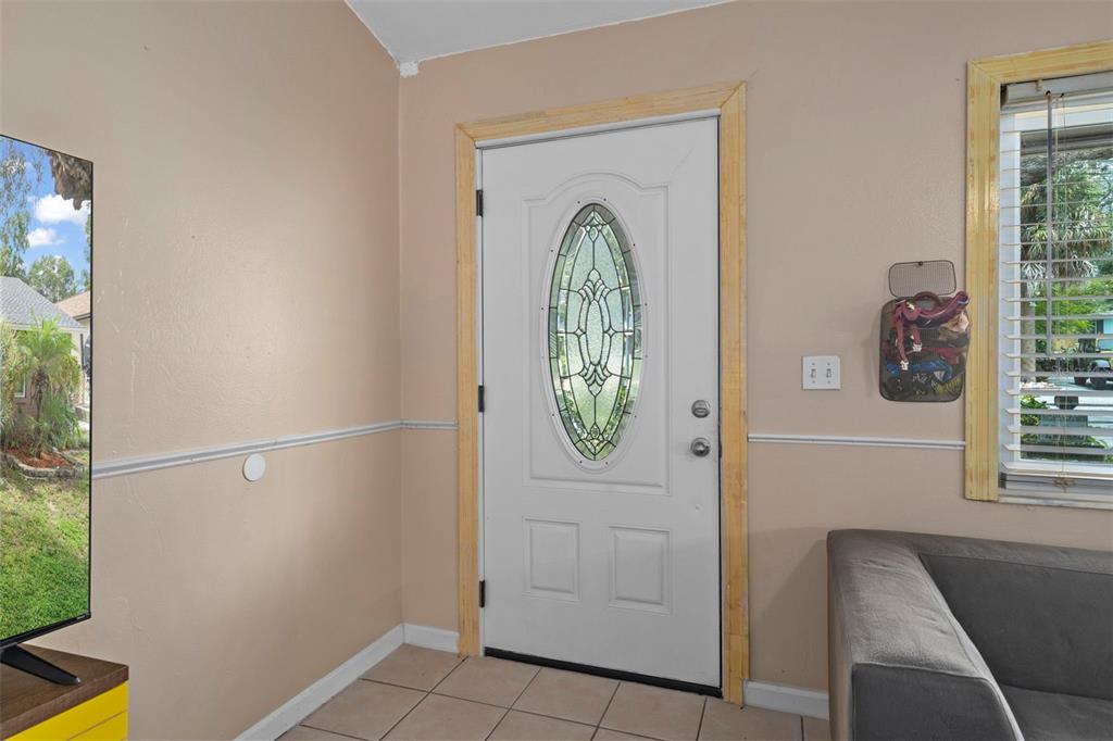 612 E SPRUCE STREET, TARPON SPRINGS, FL — photo 5 of 45