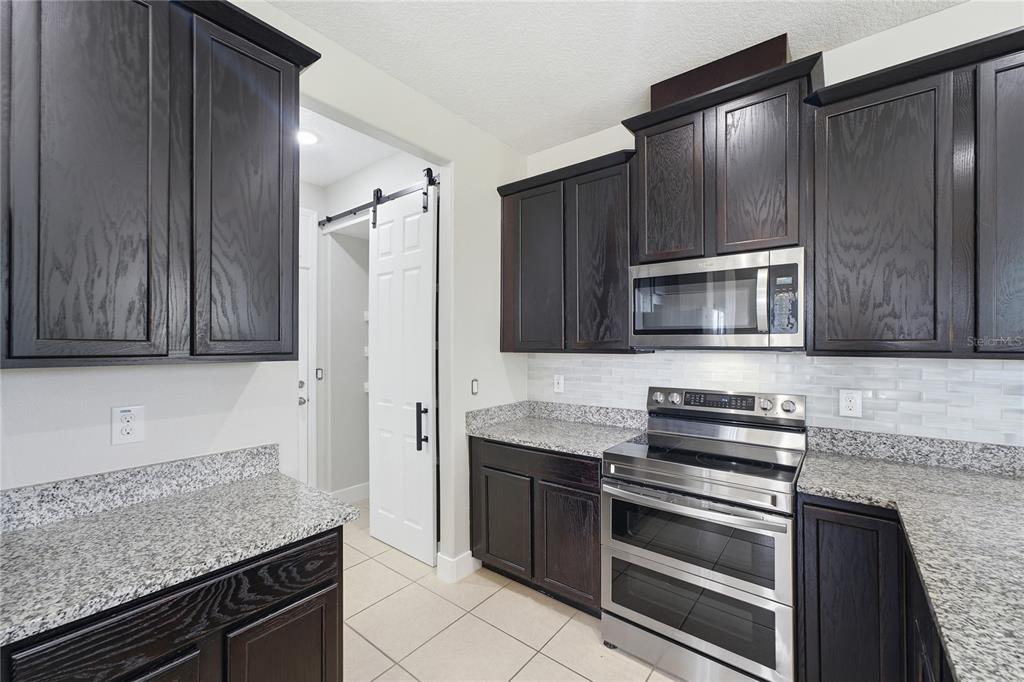 2615 GIARDINO LOOP, KISSIMMEE, FL — photo 5 of 30