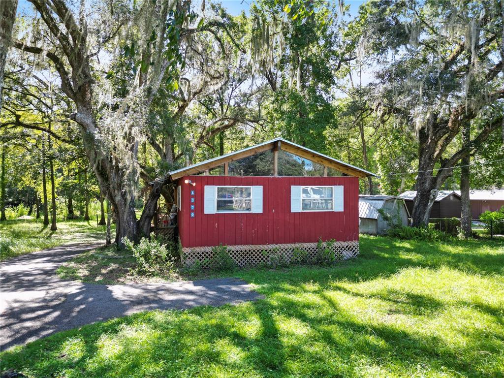 8370 CR 647, BUSHNELL, FL — photo 2 of 30