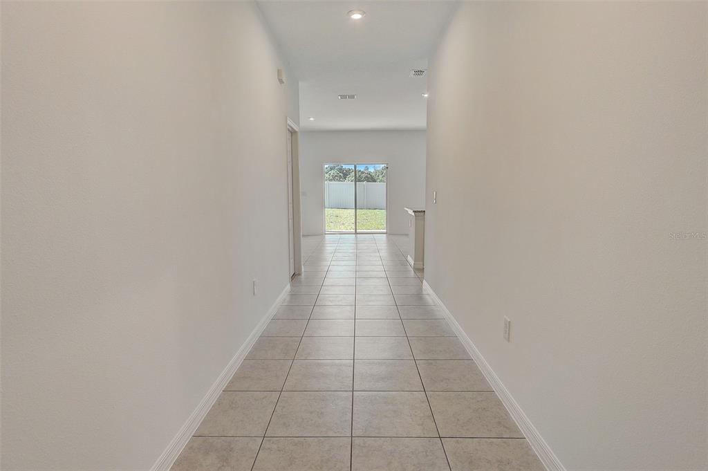 1421 CHAMBORD DRIVE, EAGLE LAKE, FL — photo 3 of 21