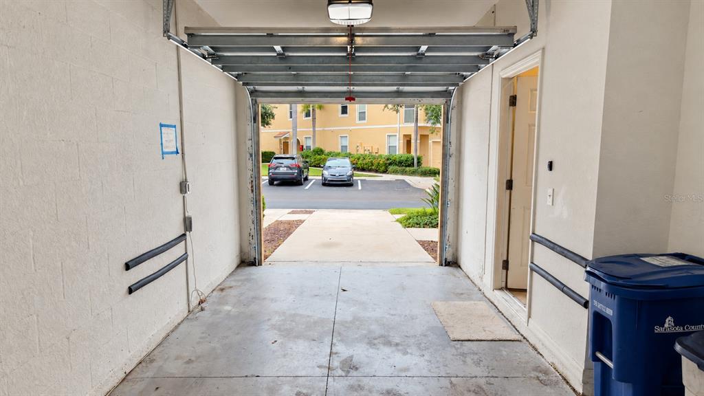 3554 PARKRIDGE CIRCLE UNIT 31-202, SARASOTA, FL — photo 4 of 16