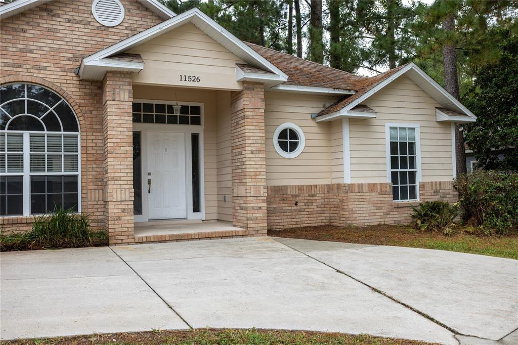 11526 NW 16TH PLACE, GAINESVILLE, FL — photo 4 of 30