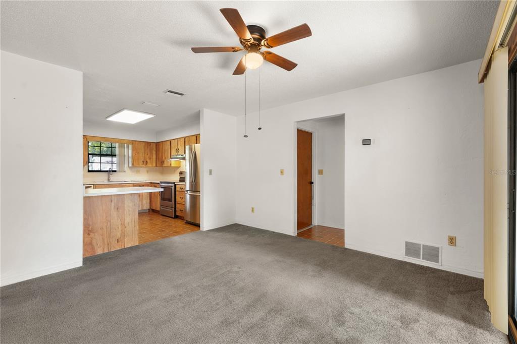 1009 INDIAN OAKS W, HOLLY HILL, FL — photo 5 of 30