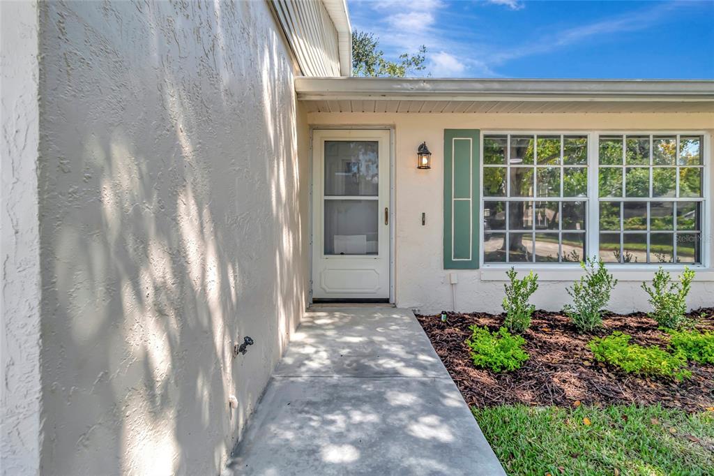 1483 DISSTON, CLERMONT, FL — photo 2 of 28