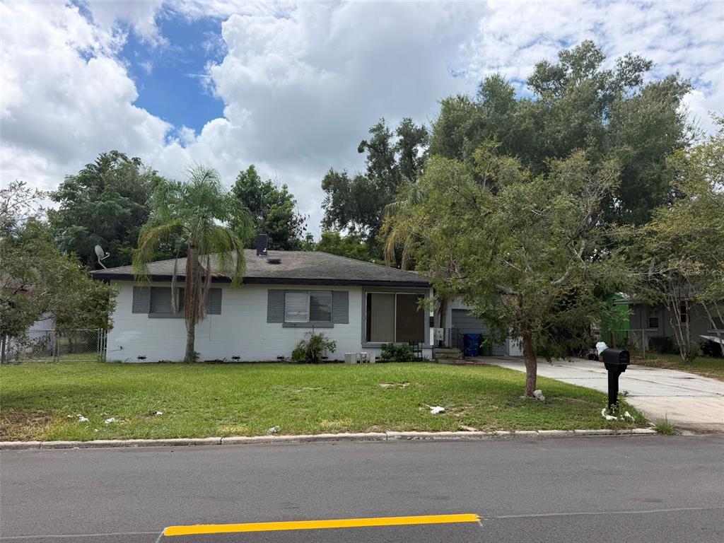 516 AVENUE F SE, WINTER HAVEN, FL — photo 2 of 14