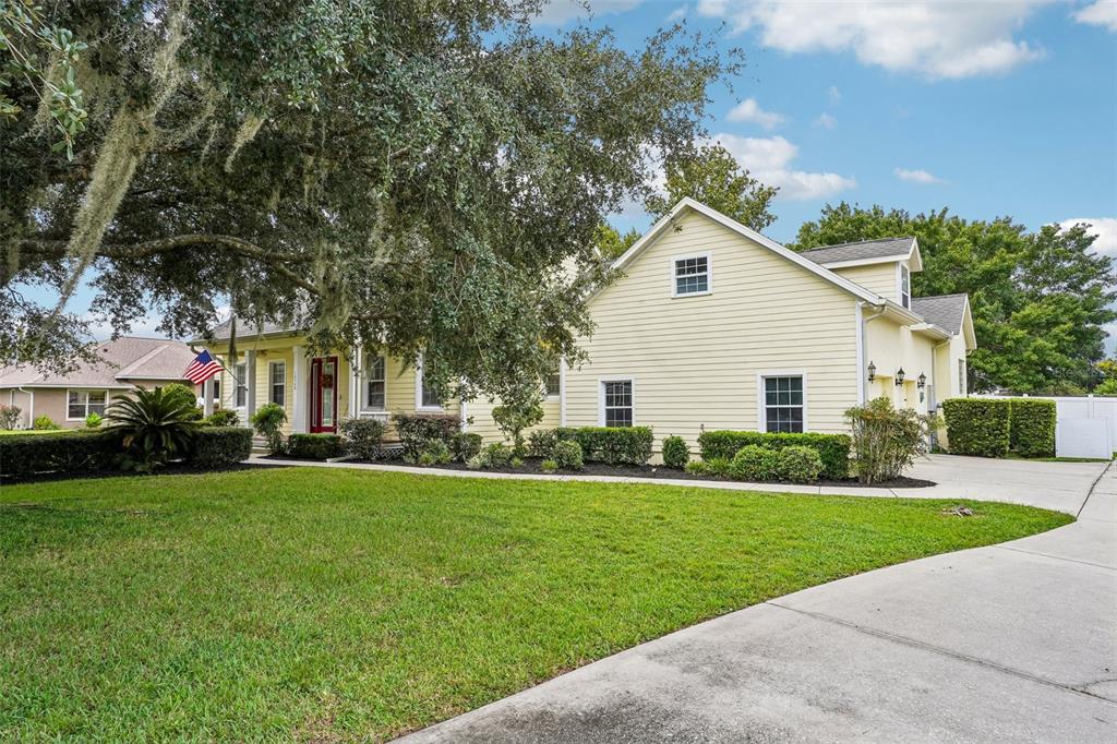 10540 SE 42ND TERRACE, BELLEVIEW, FL — photo 4 of 30