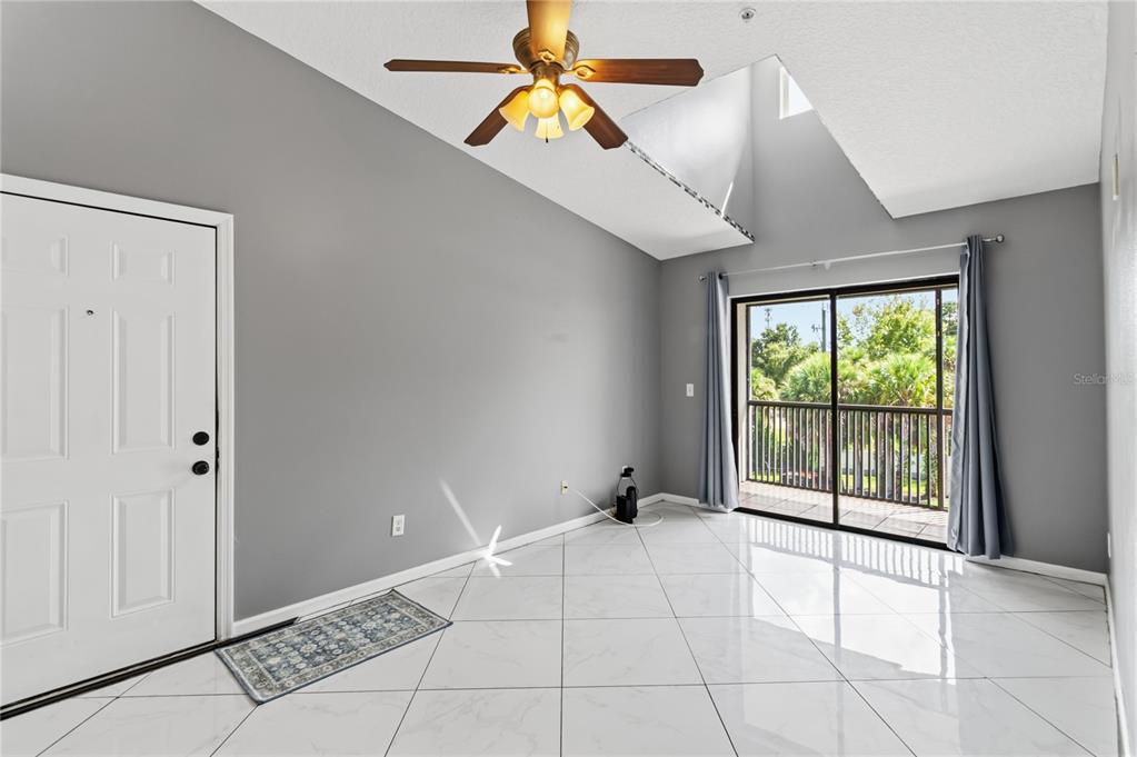 1131 S PINE RIDGE CIRCLE UNIT #31, SANFORD, FL — photo 4 of 23
