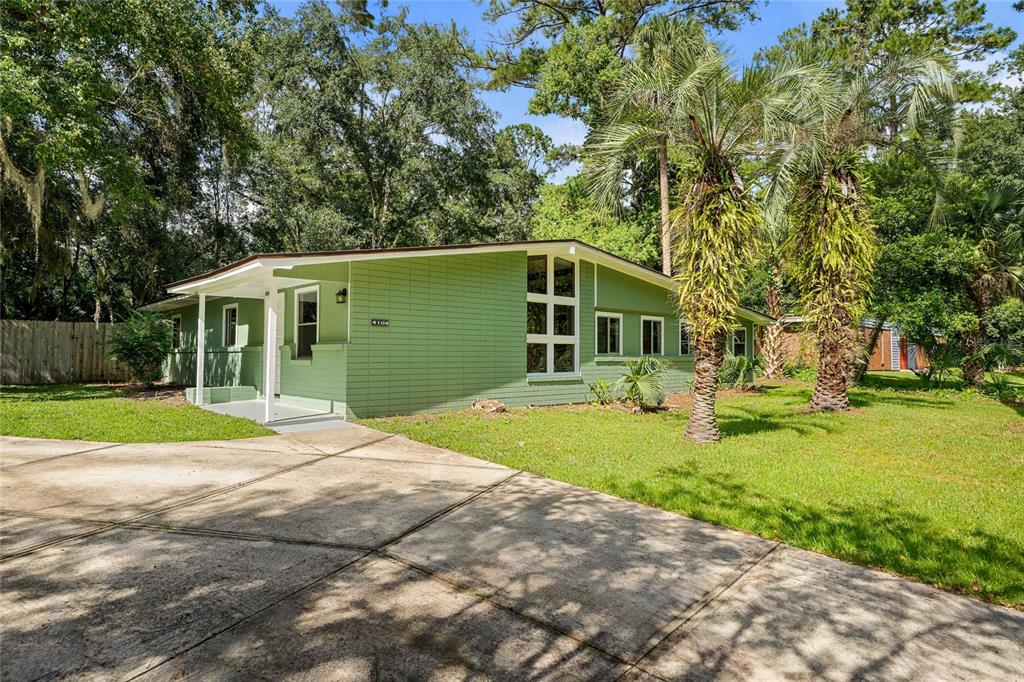 4106 NW 13TH PLACE, GAINESVILLE, FL — photo 2 of 30