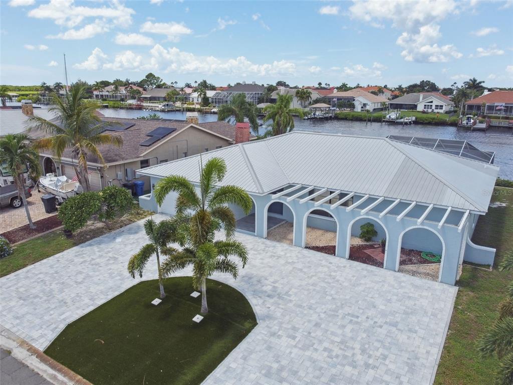 919 CHIPAWAY DRIVE, APOLLO BEACH, FL — photo 2 of 30