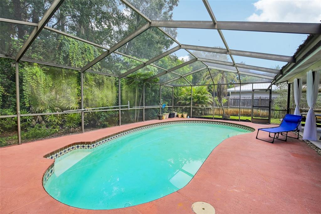 14367 87TH AVENUE, SEMINOLE, FL — photo 4 of 24