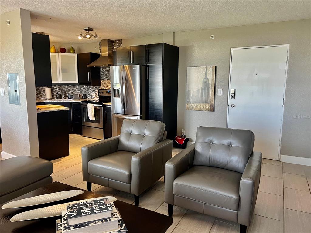 3315 58TH AVENUE S UNIT 406, ST PETERSBURG, FL — photo 4 of 30