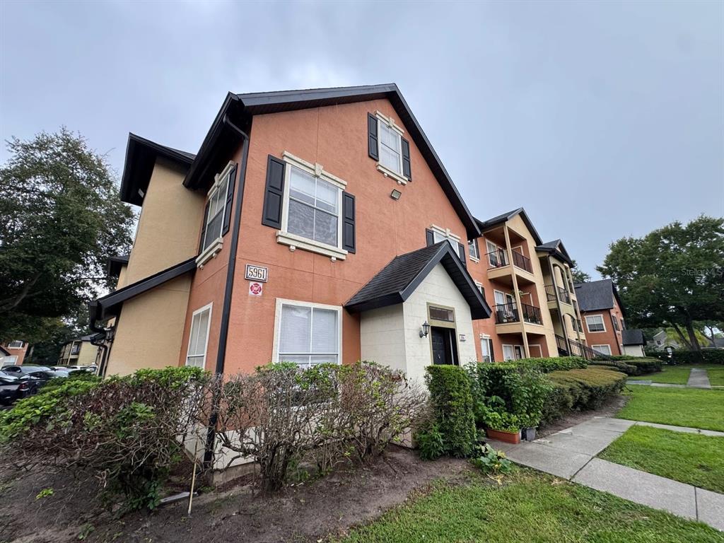 5961 WESTGATE DRIVE UNIT 2013, ORLANDO, FL — photo 5 of 30