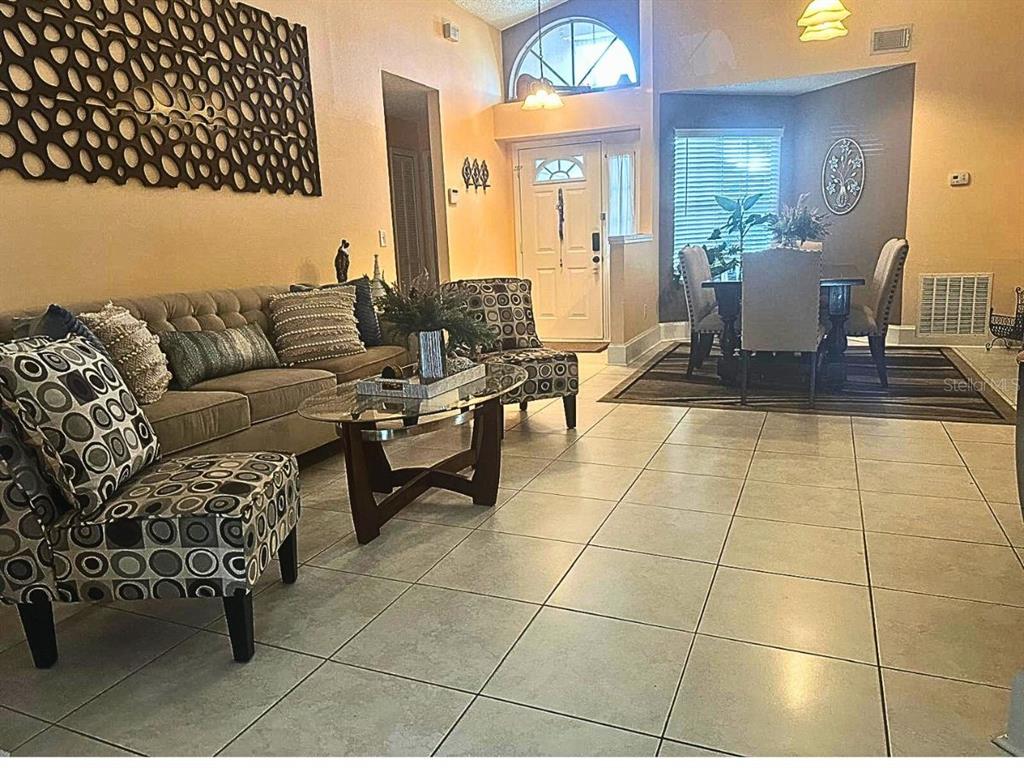 4858 KINGSTON CIRCLE, KISSIMMEE, FL — photo 2 of 30