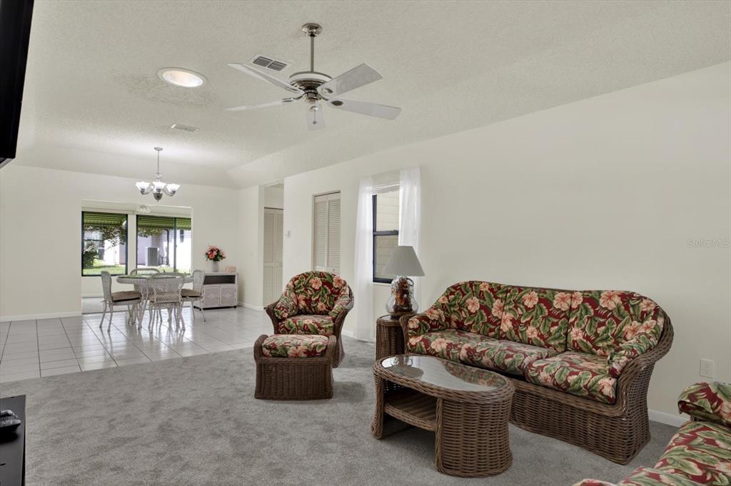4821 LEISUREWOOD LANE, LAKELAND, FL — photo 3 of 30