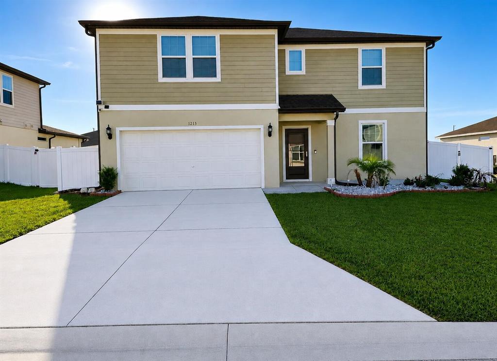 1213 MICHELANGELO LANE