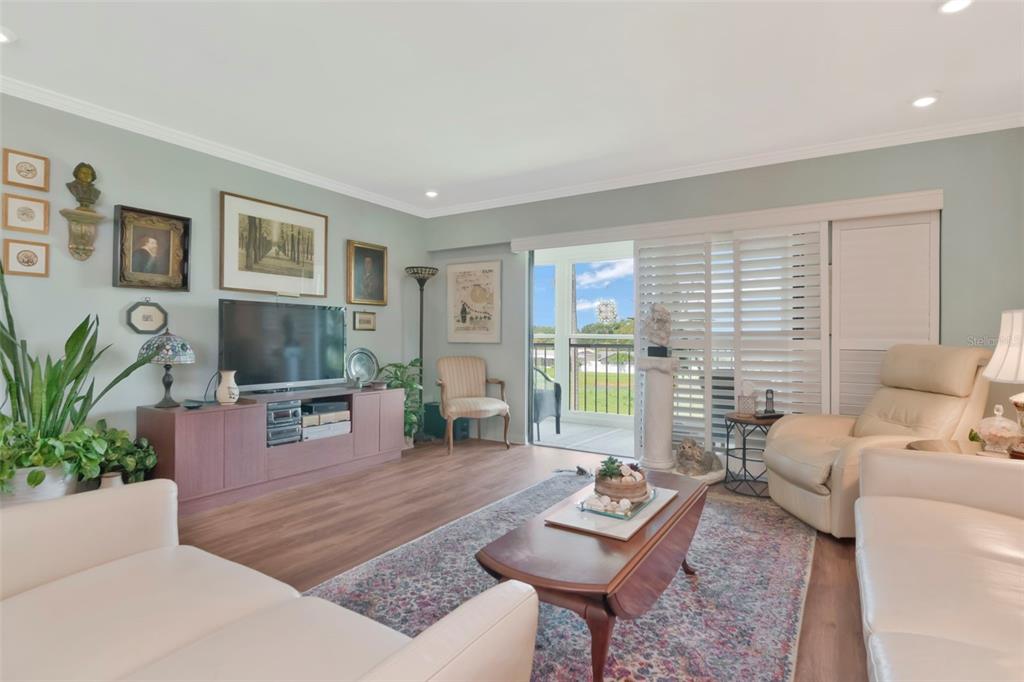 9450 HARBOR GREENS WAY UNIT 308, SEMINOLE, FL — photo 4 of 30