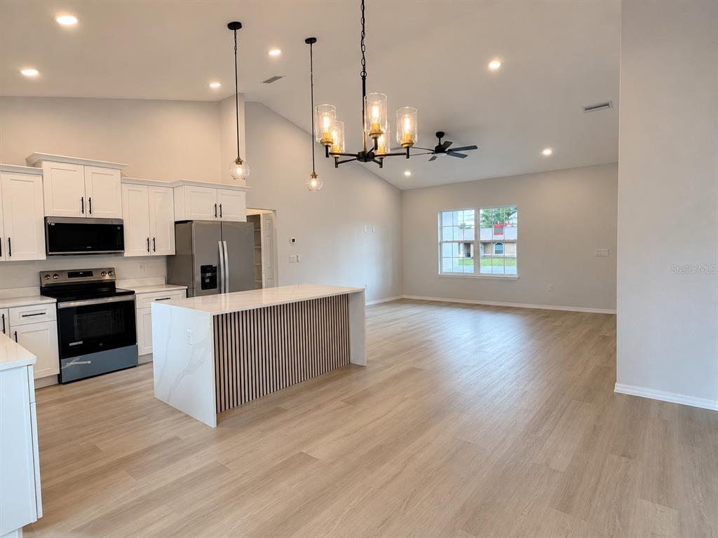5500 PECAN ROAD, OCALA, FL — photo 4 of 16