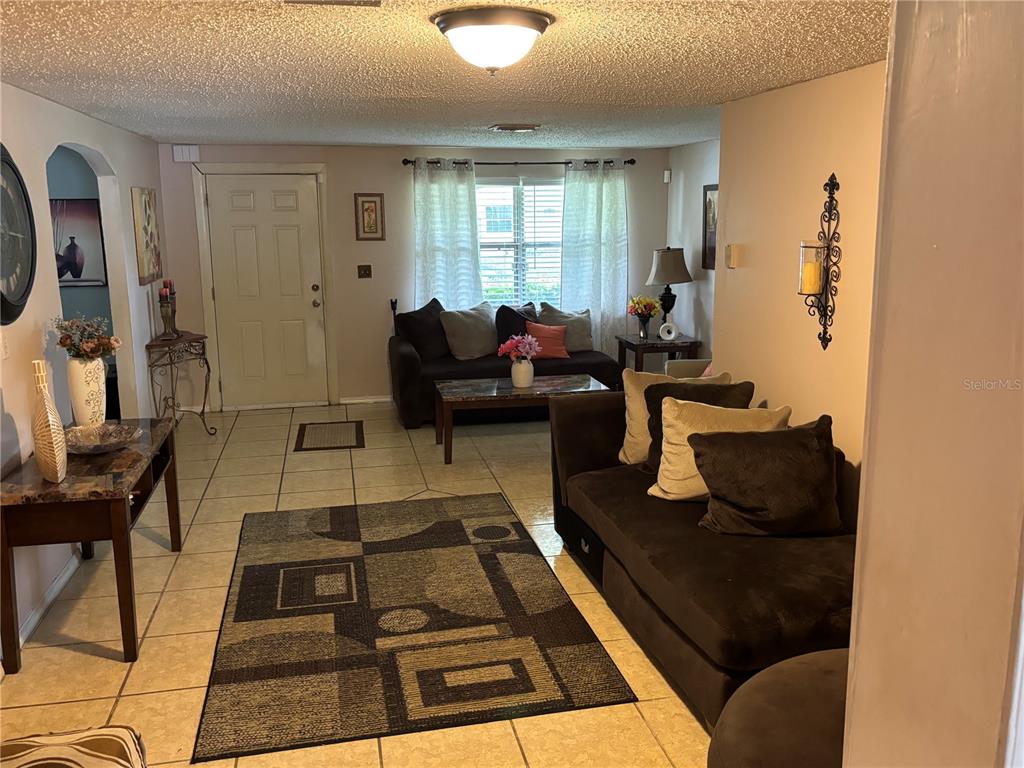 3804 CORAL DRIVE, TAMPA, FL — photo 2 of 7