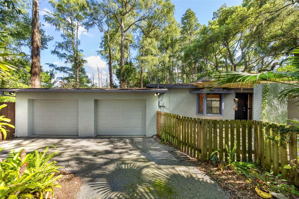 5803 MYRTLE LANE