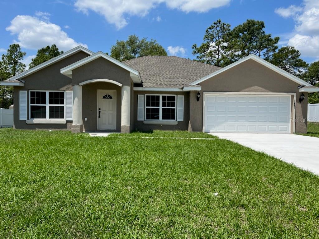 826 SW PINEAPPLE HILL DRIVE