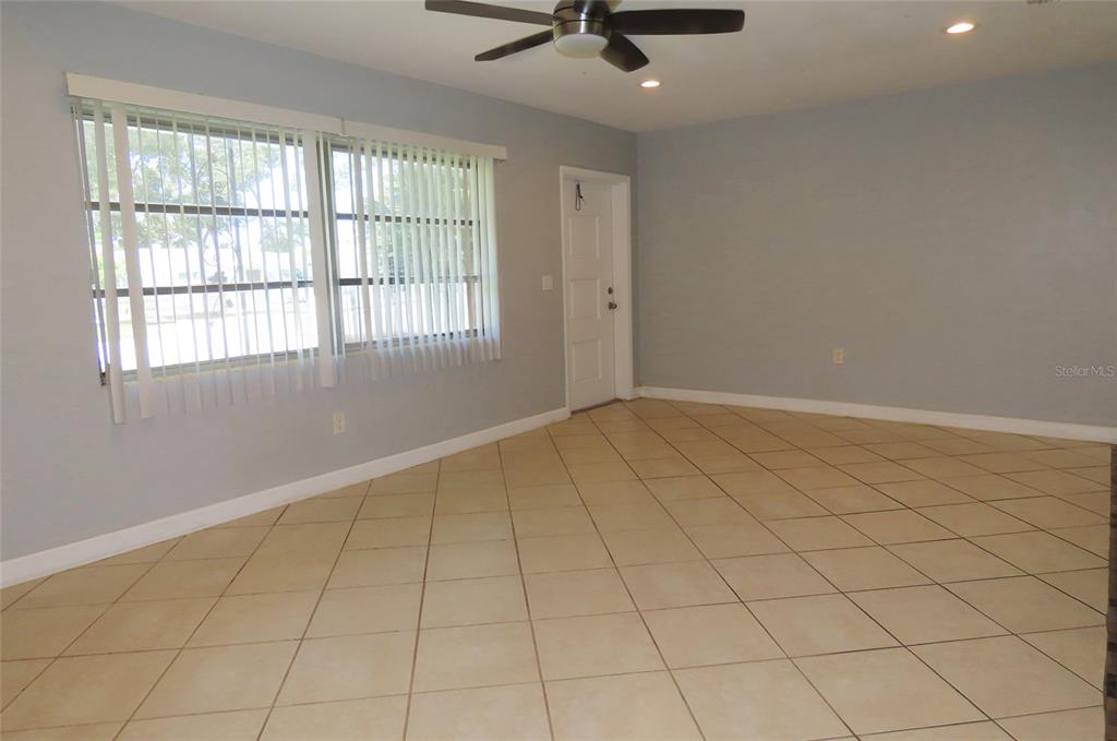 1841 WEST DRIVE, CLEARWATER, FL — photo 3 of 29