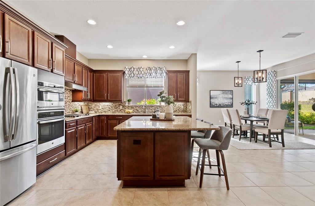243 SILVER MAPLE ROAD, GROVELAND, FL — photo 3 of 30