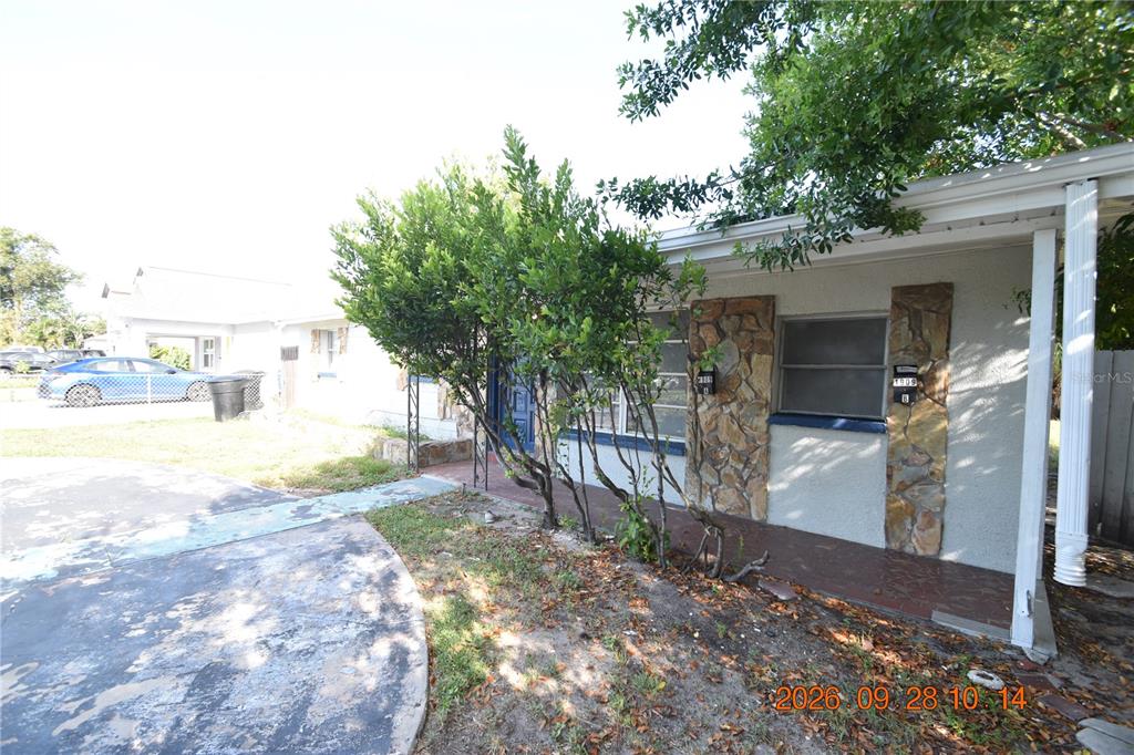 1909 13TH AVENUE S, ST PETERSBURG, FL — photo 4 of 30