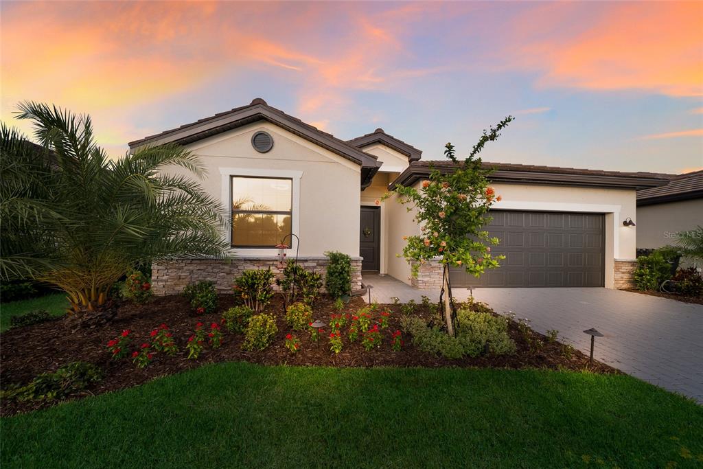 15041 SERENE SHORES LOOP