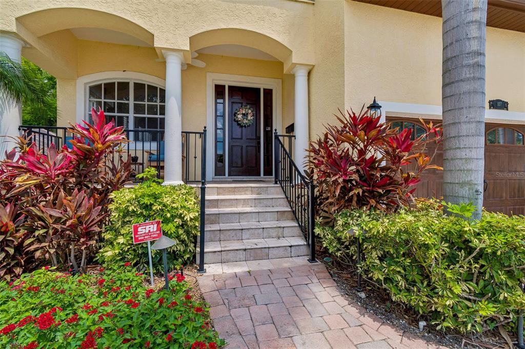 107 BERMUDA AVENUE, TAMPA, FL — photo 3 of 30