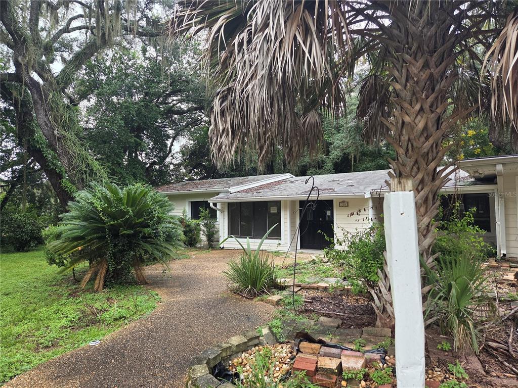 306 S BURLINGAME AVENUE