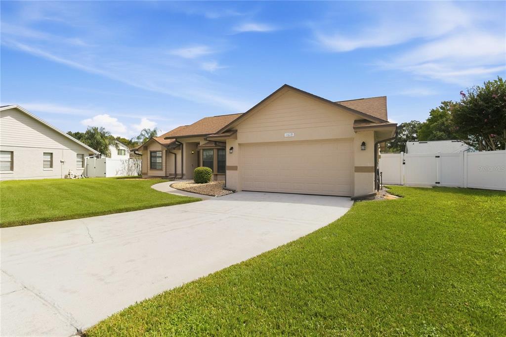 1619 RED CLOVER COURT, ORLANDO, FL — photo 3 of 27