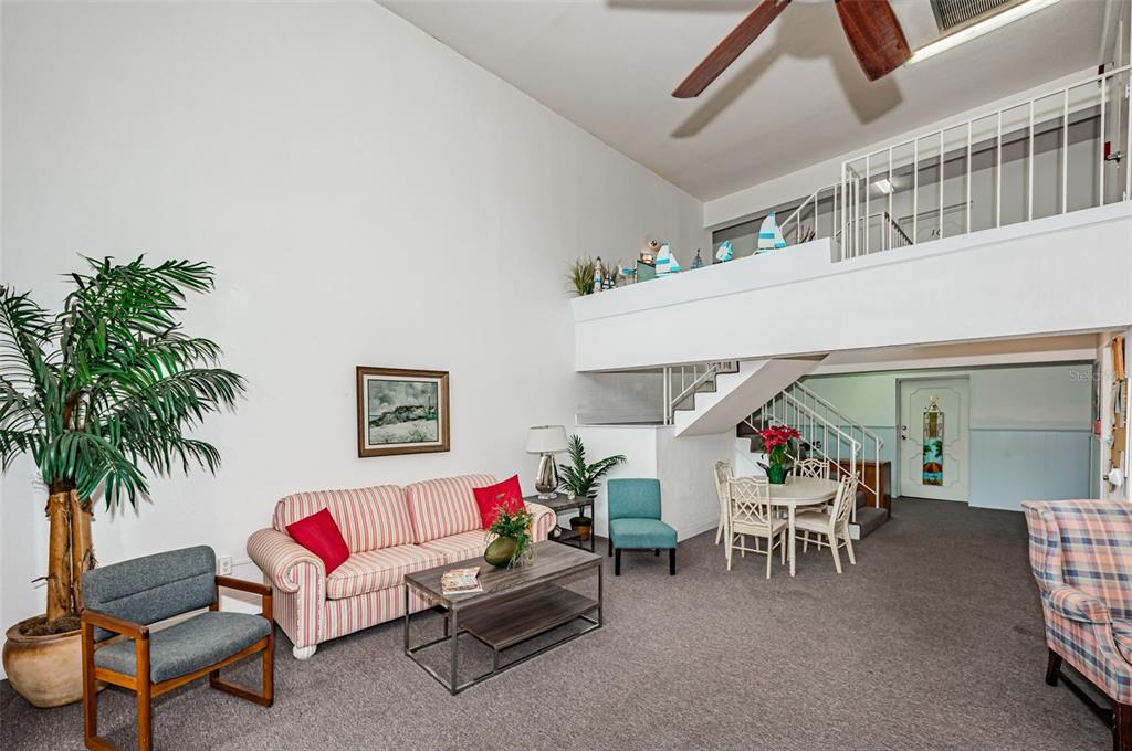 10365 PARADISE BOULEVARD UNIT 16, TREASURE ISLAND, FL — photo 2 of 51