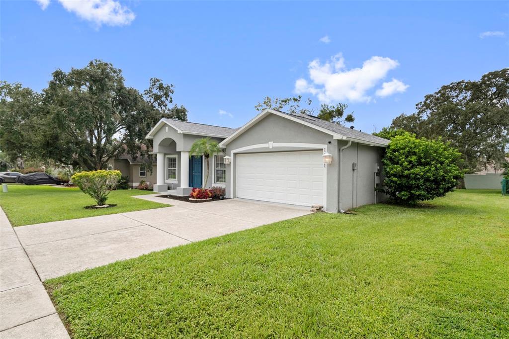 1221 OVERLAND DRIVE, SPRING HILL, FL — photo 2 of 30