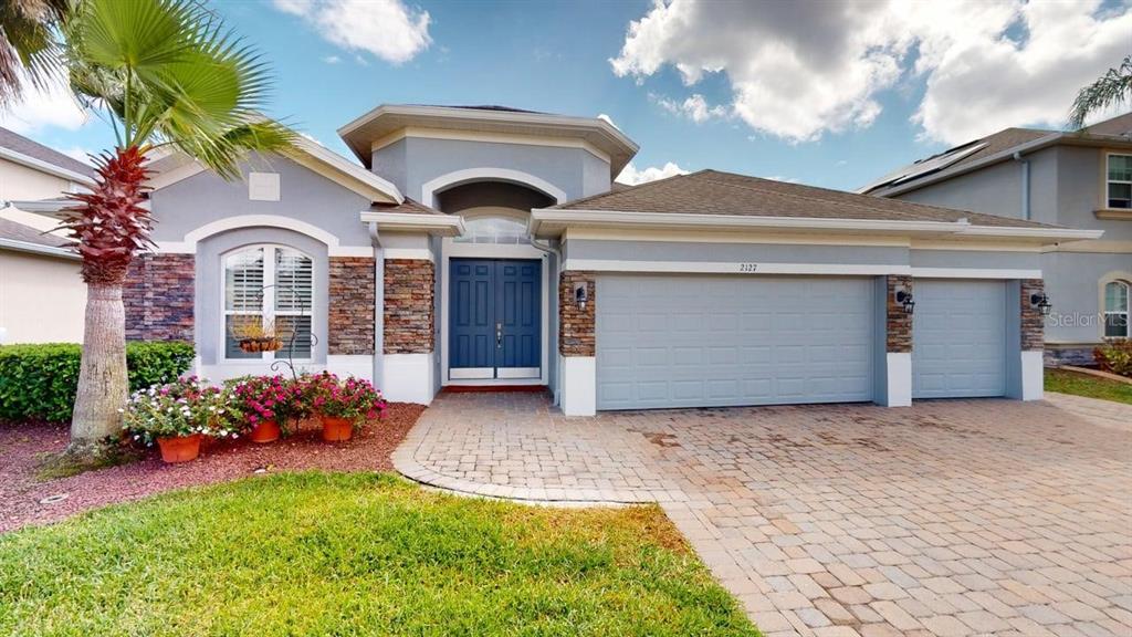 2127 PLANTATION OAK DRIVE