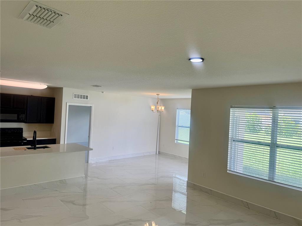 1895 HICKORY BLUFF RD, KISSIMMEE, FL — photo 5 of 28