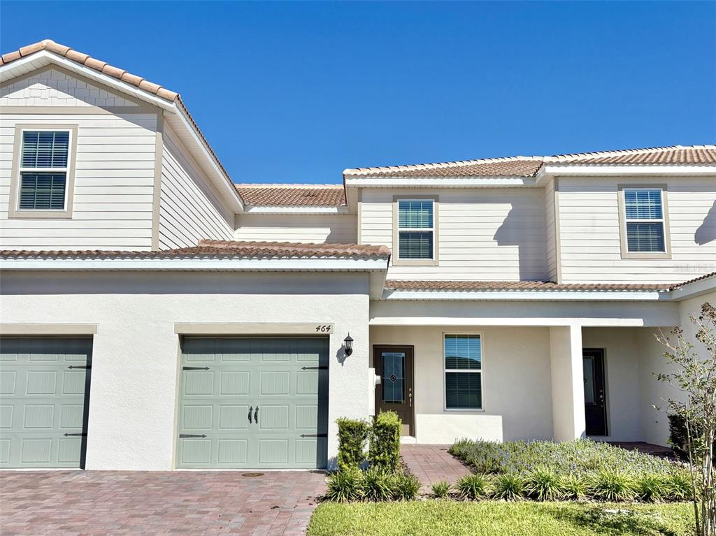 464 BAY LEAF DRIVE