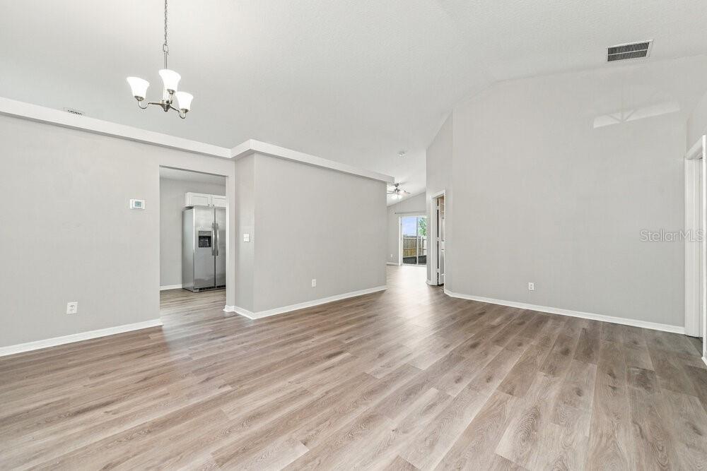 3027 EAGLE CROSSING DRIVE, KISSIMMEE, FL — photo 3 of 16