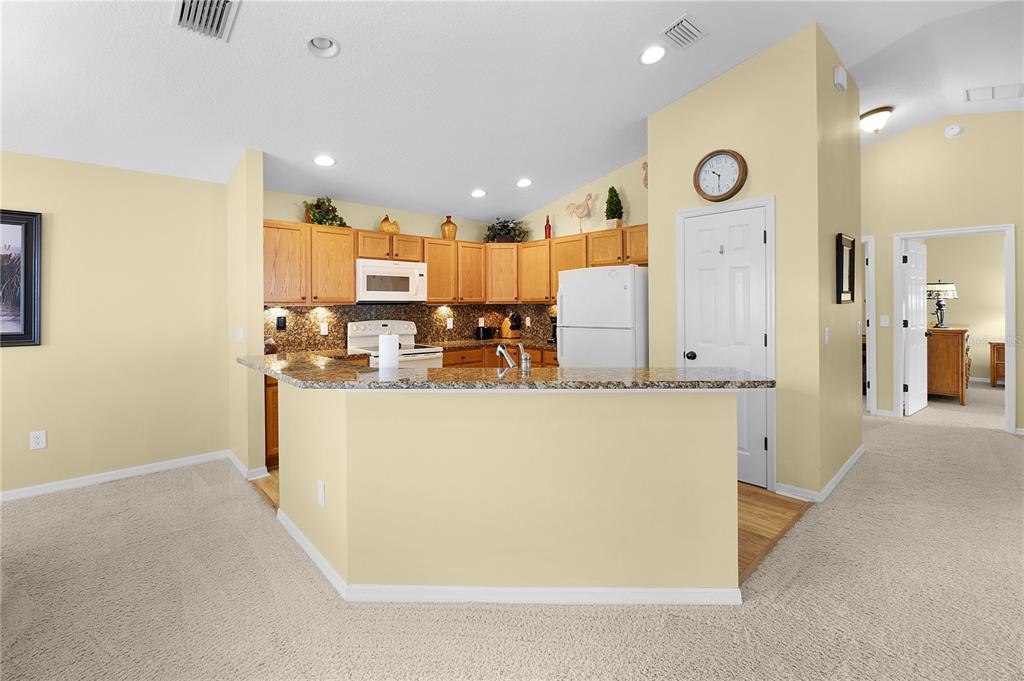 766 BARTLET LN, THE VILLAGES, FL — photo 5 of 29