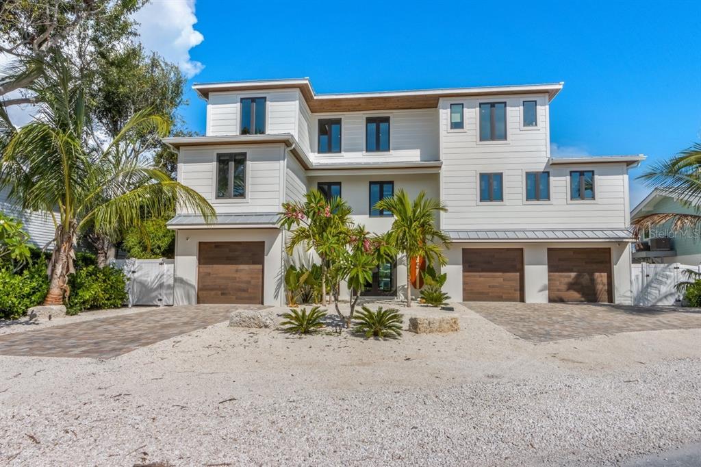 515 LOQUAT DRIVE, ANNA MARIA, FL — photo 3 of 30