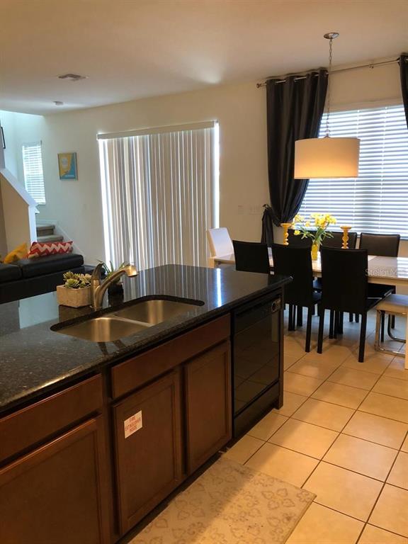 921 LAS FUENTES DRIVE, KISSIMMEE, FL — photo 4 of 15