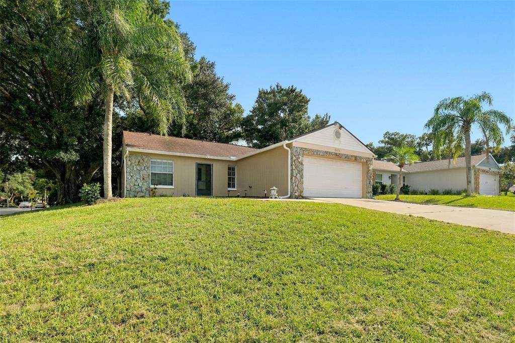 2872 WESLEYAN DRIVE, PALM HARBOR, FL — photo 4 of 28