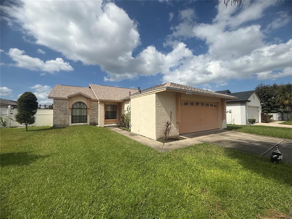 5209 BROKEN ARROW DRIVE, KISSIMMEE, FL — photo 2 of 24