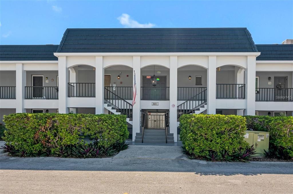 8651 10TH STREET N UNIT 216