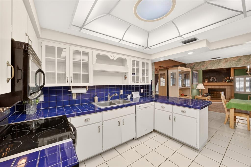 1708 NE 38TH AVENUE, OCALA, FL — photo 4 of 30
